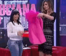 http://img.atelier801.com/eea4f373.gif